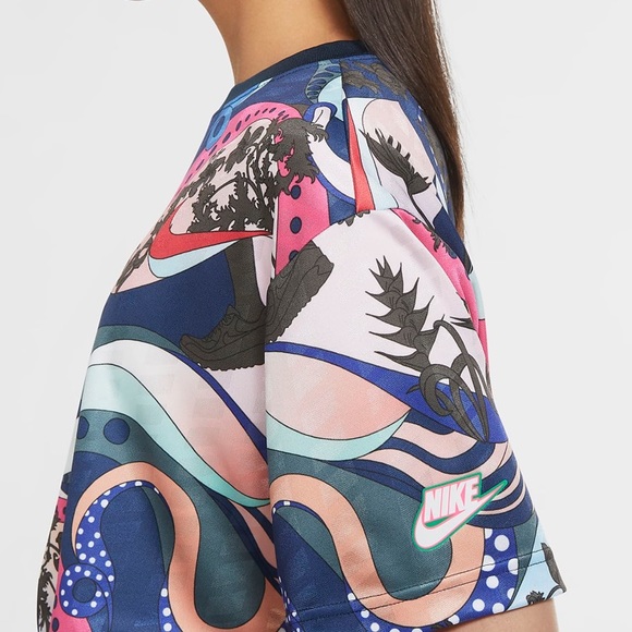 NIKE SPORTSWEAR SHORT SLEEVE TOP JERSEY FEEL - Picture 2 of 5